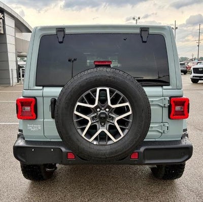 2024 Jeep Wrangler Sahara