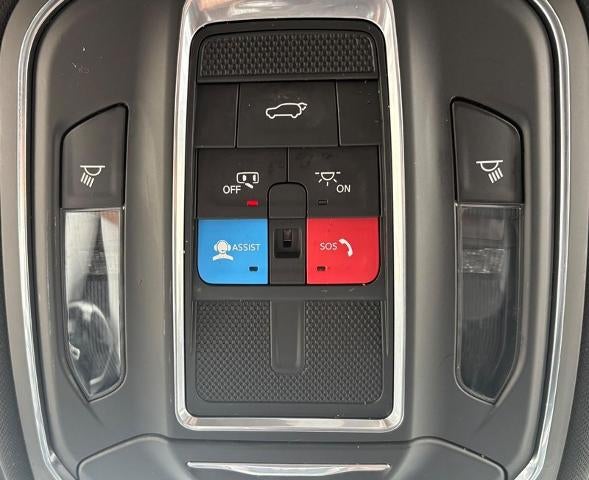 2022 Jeep Grand Cherokee Altitude