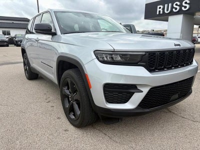 2022 Jeep Grand Cherokee Altitude