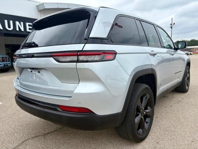 2022 Jeep Grand Cherokee Altitude