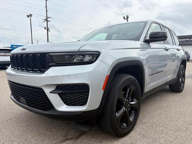 2022 Jeep Grand Cherokee Altitude