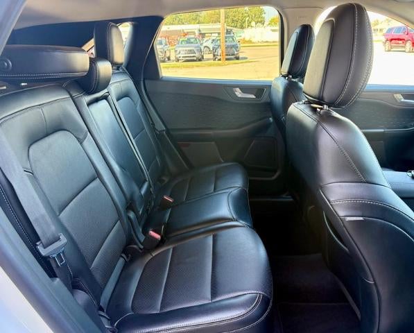 2020 Ford Escape Titanium Hybrid