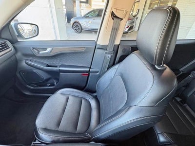 2020 Ford Escape Titanium Hybrid