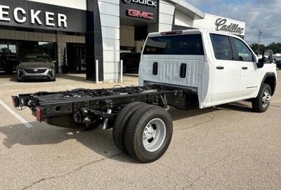 2026 GMC Sierra 3500 HD Chassis Cab Pro