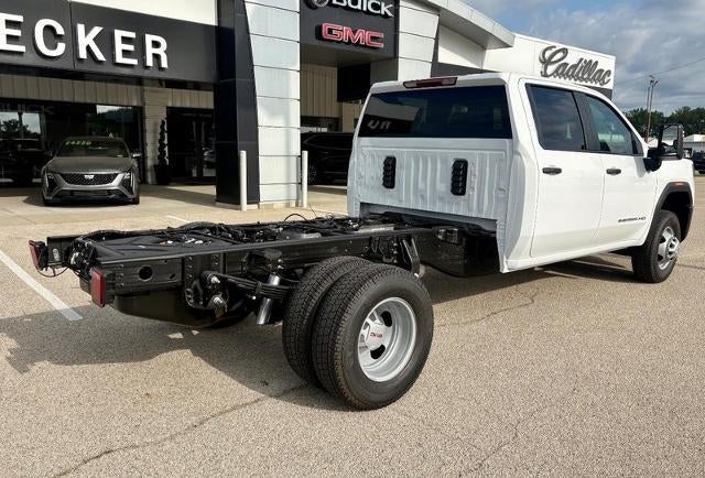 2026 GMC Sierra 3500 HD Chassis Cab Pro
