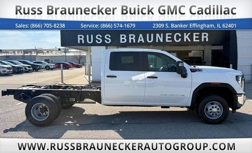 2026 GMC Sierra 3500 HD Chassis Cab Pro