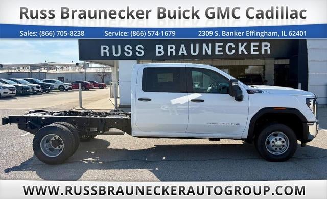 2026 GMC Sierra 3500 HD Chassis Cab Pro