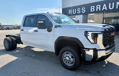 2026 GMC Sierra 3500 HD Chassis Cab Pro