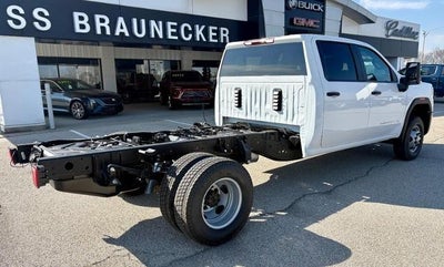 2026 GMC Sierra 3500 HD Chassis Cab Pro