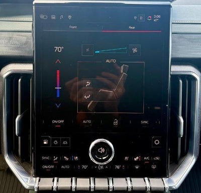 2024 GMC Acadia AT4