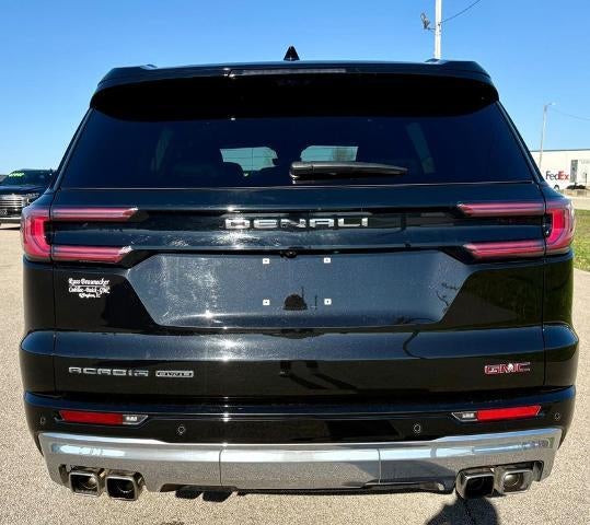 2024 GMC Acadia Denali