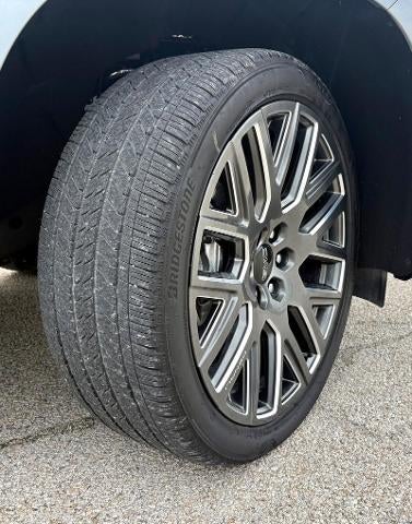 2025 GMC Yukon Denali Ultimate