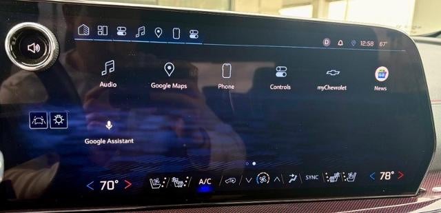 2024 Chevrolet Traverse RS