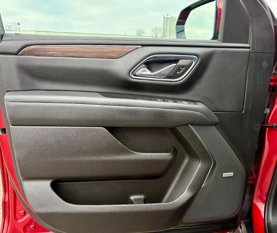 2023 Chevrolet Suburban High Country