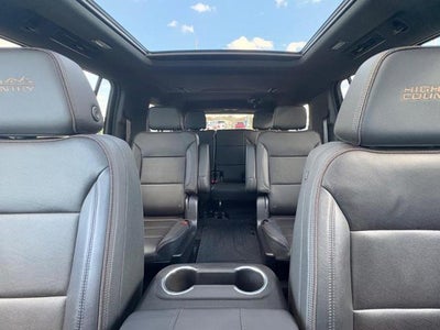 2022 Chevrolet Suburban High Country