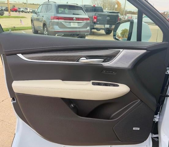 2026 Cadillac XT5 Sport