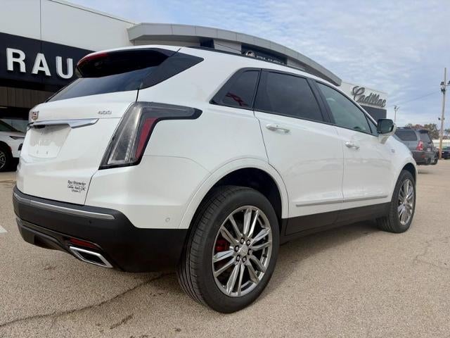 2026 Cadillac XT5 Sport