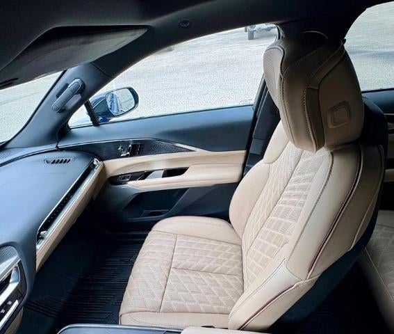 2024 Cadillac LYRIQ Luxury 3