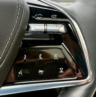 2024 Cadillac LYRIQ Luxury 3
