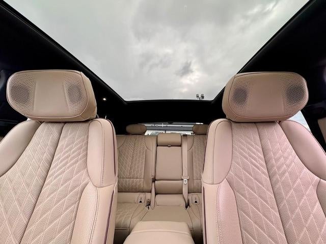 2024 Cadillac LYRIQ Luxury 3