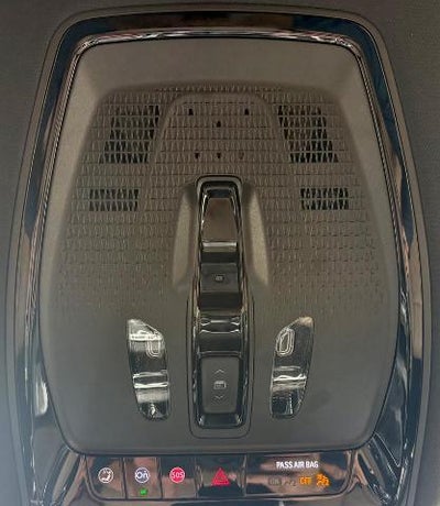 2024 Cadillac LYRIQ Luxury 3