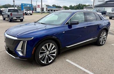 2024 Cadillac LYRIQ Luxury 3