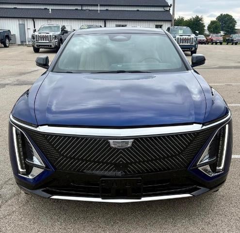 2024 Cadillac LYRIQ Luxury 3