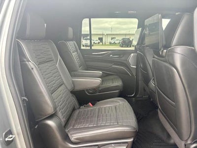 2024 Cadillac Escalade ESV Sport Platinum