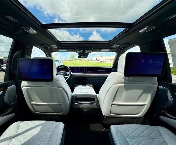 2026 Cadillac Escalade Platinum Sport