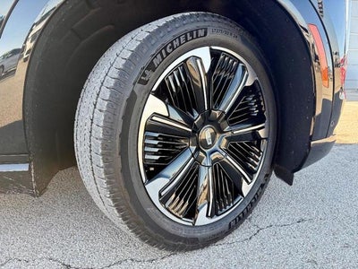 2025 Cadillac ESCALADE IQ Sport 1