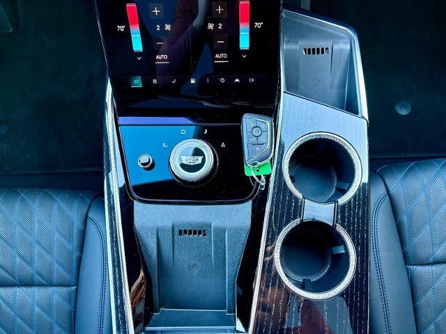 2025 Cadillac ESCALADE IQ Sport 1