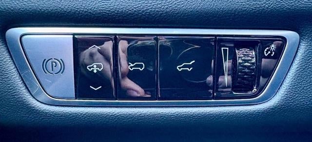 2025 Cadillac ESCALADE IQ Sport 1