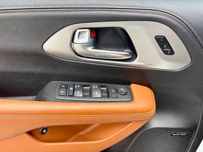 2025 Chrysler Pacifica Hybrid Pinnacle