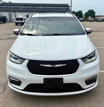 2025 Chrysler Pacifica Hybrid Pinnacle