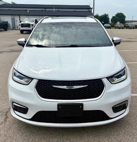2025 Chrysler Pacifica Hybrid Pinnacle