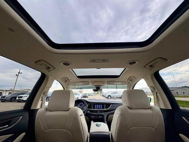 2022 Buick Enclave Avenir