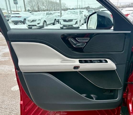 2025 Lincoln Aviator Premiere