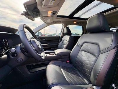 2025 Nissan Pathfinder Platinum