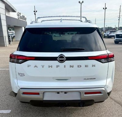 2025 Nissan Pathfinder Platinum