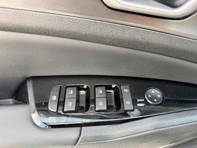 2023 Kia SPORTAGE E Base