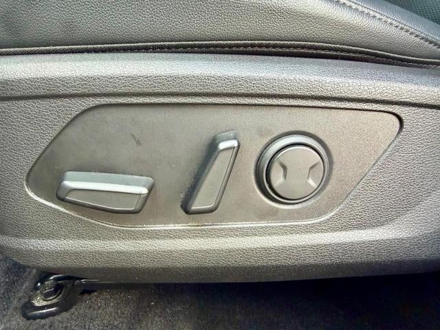 2023 Kia SPORTAGE E Base