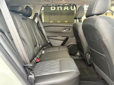 2024 Nissan Rogue Platinum