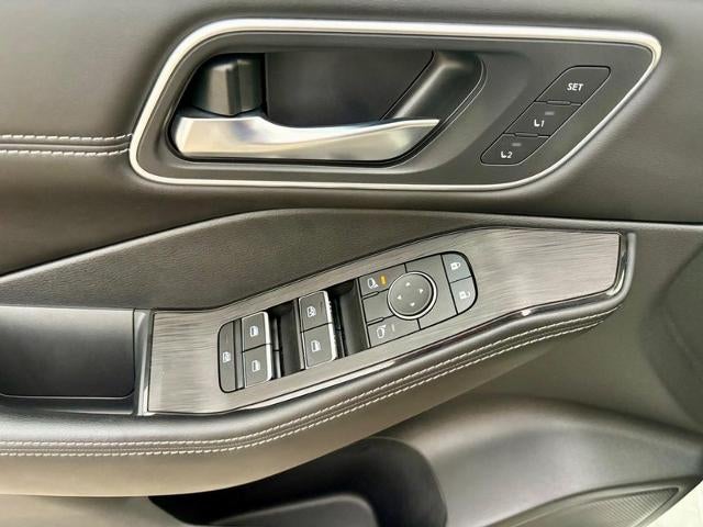 2024 Nissan Rogue Platinum