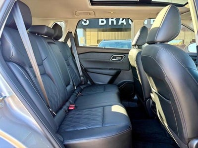 2022 Nissan Rogue Platinum