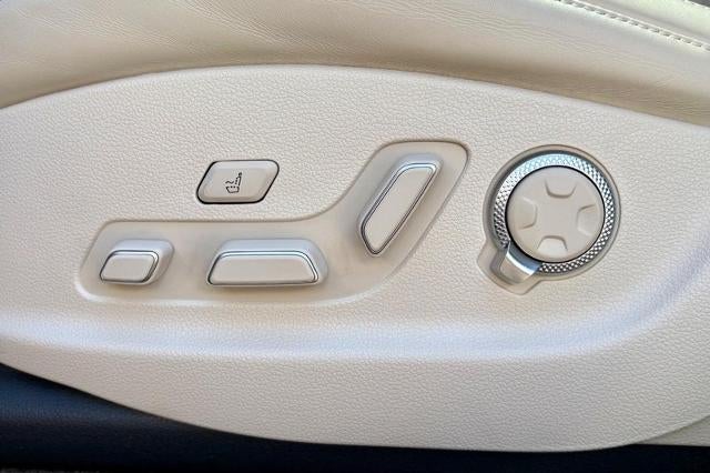 2024 Genesis GV80 Base